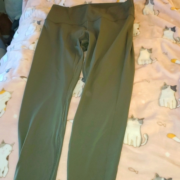 Lululemon Wunder Under Leggings Size 12 Sage Gray - Picture 2 of 5